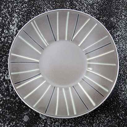 Color/Texture dinnerware 1 large